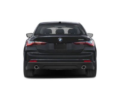 2026 BMW 4 Series — photo 8 view
