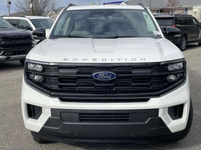 2026 Ford Expedition - Photo 8