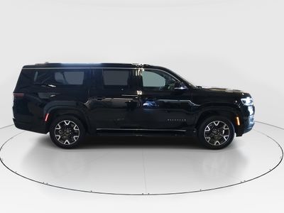 2024 Jeep Wagoneer L — photo 8 view