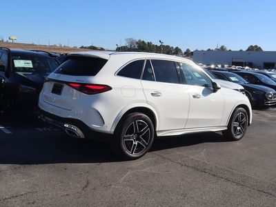 2025 Mercedes-Benz GLC - Photo 3