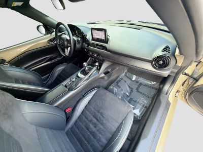 2023 Mazda MX-5 Miata RF — photo 25 view