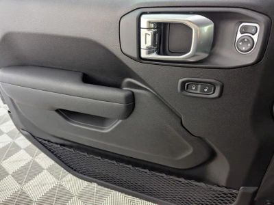 2026 Jeep Wrangler — photo 29 view