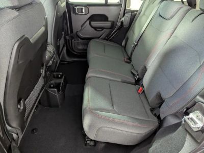 2026 Jeep Wrangler — photo 14 view
