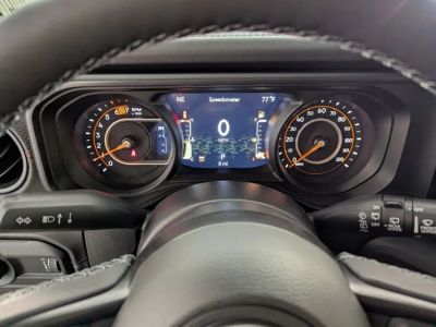 2026 Jeep Wrangler — photo 21 view