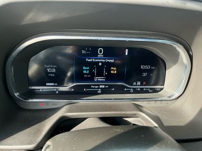 2024 Chevrolet Suburban - Photo 10