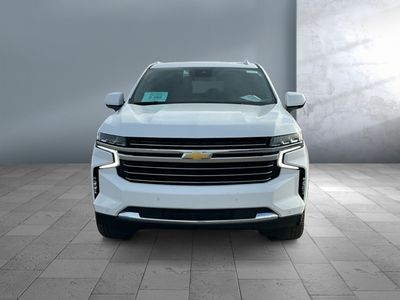 2024 Chevrolet Suburban - Photo 2