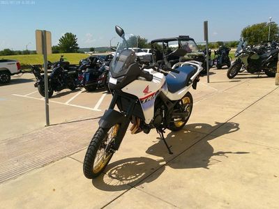 2025 Honda XL750S — side profile view