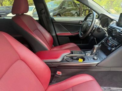 2024 Lexus IS — photo 9 view