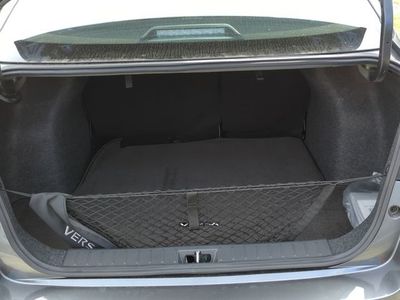 2025 Nissan Versa - Photo 12