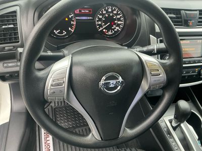 2016 Nissan Altima - Photo 13