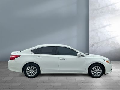 2016 Nissan Altima - Photo 7