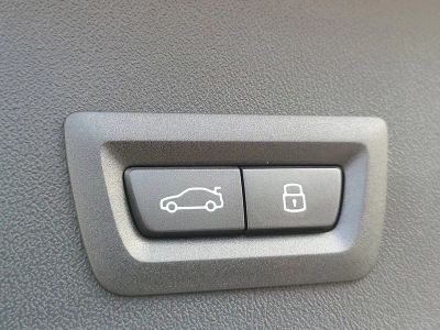 2026 BMW X3 — photo 8 view