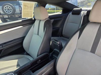 2018 Honda Civic — photo 18 view