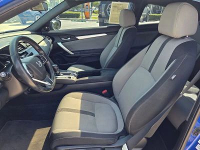 2018 Honda Civic — photo 8 view