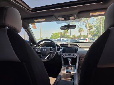 2018 Honda Civic — photo 31 view