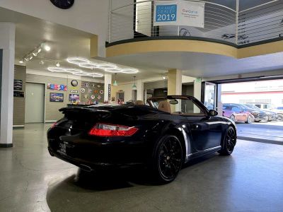 2005 Porsche 911 — photo 34 view