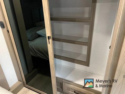 2026 Forest River RV Rockwood Signature - Photo 35