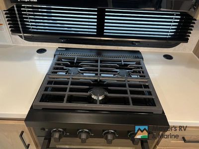 2026 Forest River RV Rockwood Signature - Photo 14