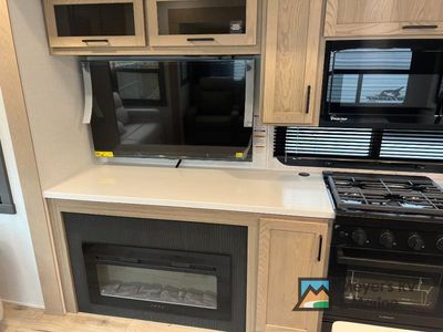 2026 Forest River RV Rockwood Signature - Photo 24