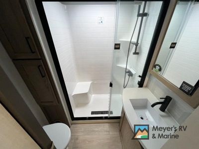 2026 Forest River RV Rockwood Signature - Photo 25