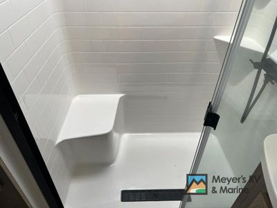 2026 Forest River RV Rockwood Signature - Photo 31