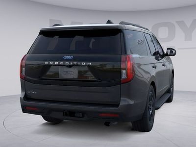 2026 Ford Expedition — photo 16 view