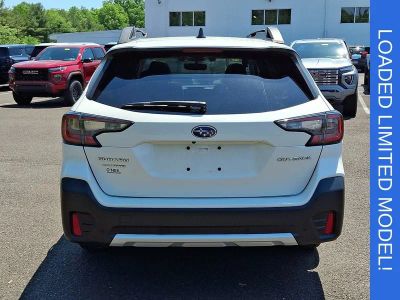 2022 Subaru Outback — detail view
