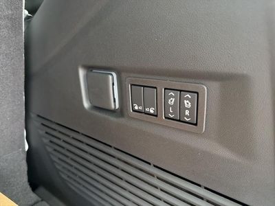 2026 Chevrolet Tahoe — photo 14 view