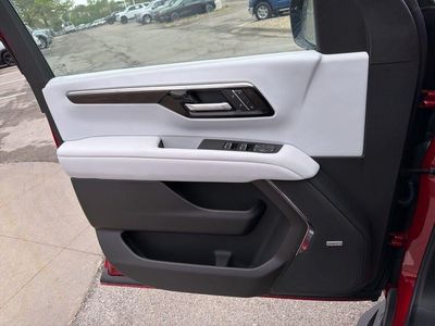 2026 Chevrolet Tahoe — photo 36 view