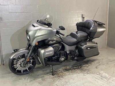2025 Indian Motorcycle Roadmaster Dark Horse w/Powerband Audio Heavy Metal - Photo 11