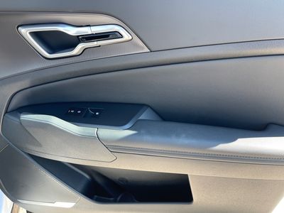 2026 Kia Sportage — photo 11 view