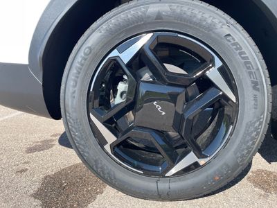 2026 Kia Sportage — photo 14 view