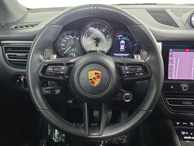 2023 Porsche Macan - Photo 14