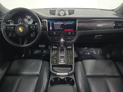 2023 Porsche Macan - Photo 13