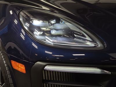 2023 Porsche Macan - Photo 12