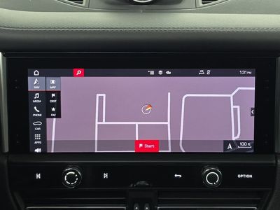 2023 Porsche Macan - Photo 18
