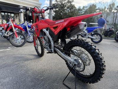 2025 Honda CRF450R - Photo 4