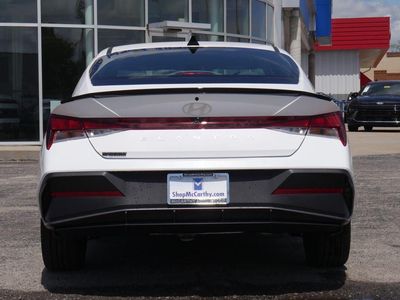 2026 Hyundai Elantra - Photo 16