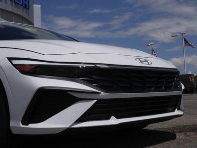 2026 Hyundai Elantra - Photo 3
