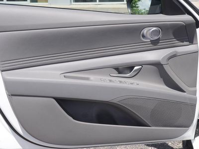2026 Hyundai Elantra - Photo 28