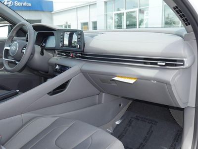 2026 Hyundai Elantra - Photo 22