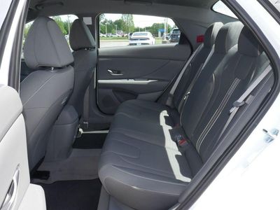2026 Hyundai Elantra - Photo 25