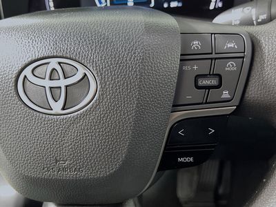 2026 Toyota Camry - Photo 17