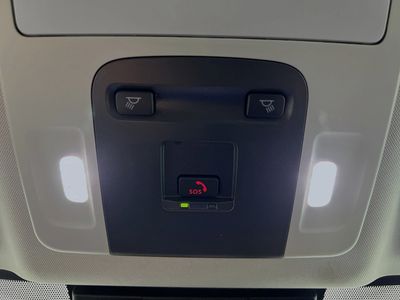 2026 Toyota Camry - Photo 18