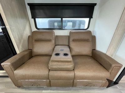 2026 Grand Design Imagine XLS - Photo 9