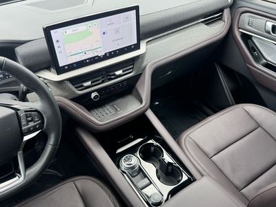 2025 Ford Explorer Platinum - Photo 27