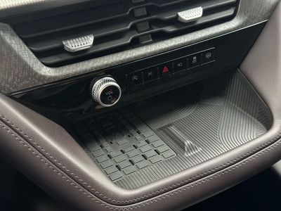 2025 Ford Explorer Platinum - Photo 30