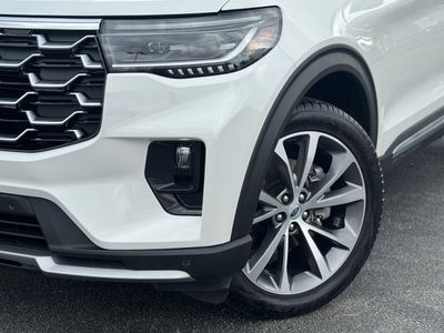 2025 Ford Explorer Platinum - Photo 5