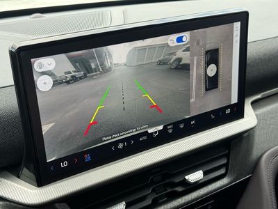 2025 Ford Explorer Platinum - Photo 29