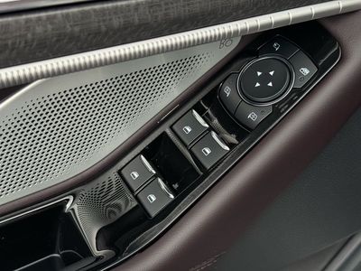 2025 Ford Explorer Platinum - Photo 13